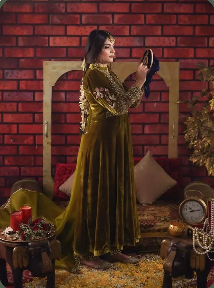Creative Photoshoots - image 10